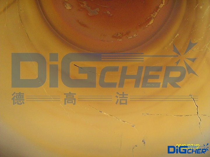 未清洗的还原炉钟罩