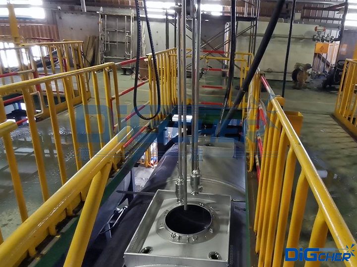 公路罐车高压水自动清洗机构
