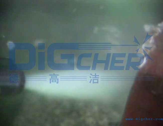 空化射流水下清洗实况