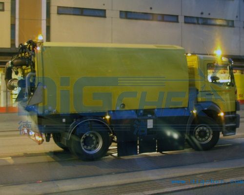 轨道清洗车